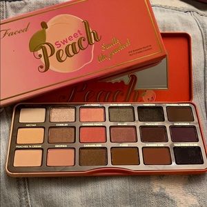 Too Faced Sweet Peach Palette